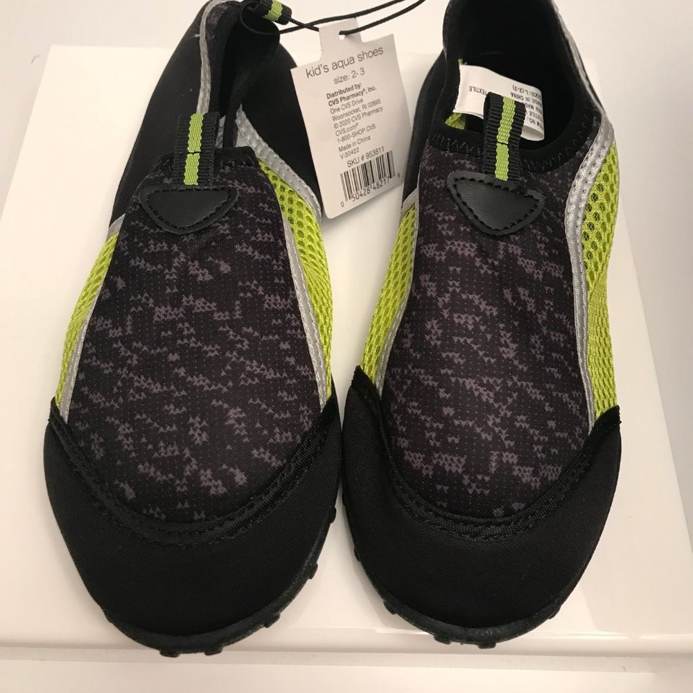 Kids SUN & SKY Aqua Socks Water Shoes~Size 2-3 Neon Green/Black
